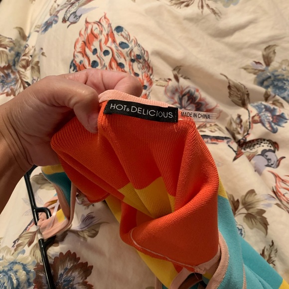 Bright maxi dress size large - Picture 3 of 5